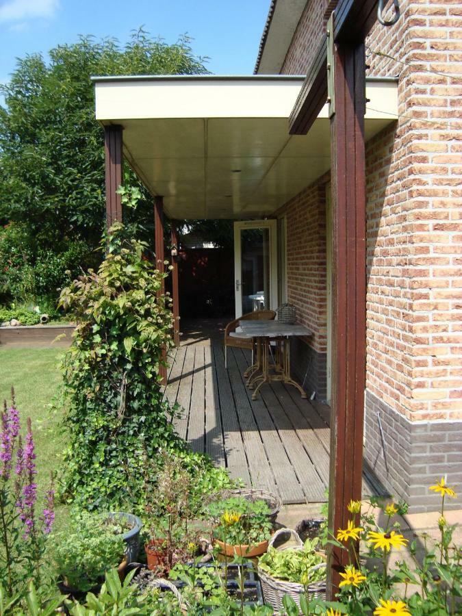 Vakantiehuis Petrarca พุทเทิน ภายนอก รูปภาพ
