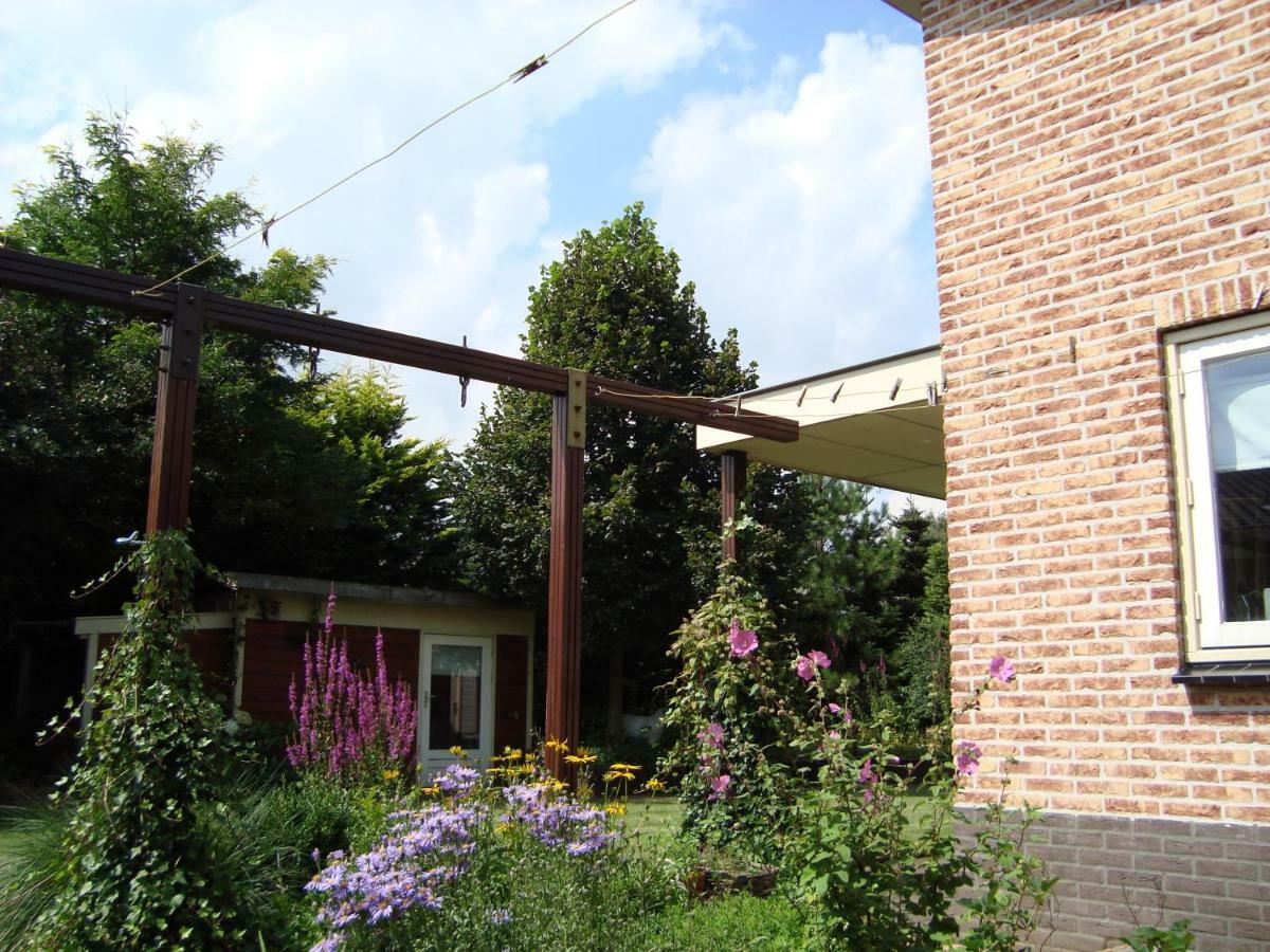 Vakantiehuis Petrarca พุทเทิน ภายนอก รูปภาพ